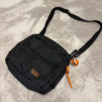 MYSTERY RANCH DISTRICT 4 블랙 숄더백