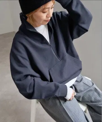 Spick and Span 쭈리 하프 지퍼 탑