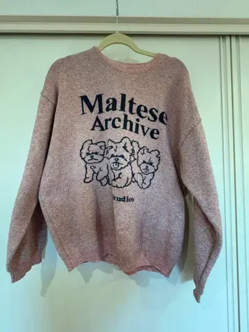 Wai Kei 강아지 자수 니트 L 사이즈