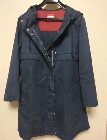 Lacoste 후드 부착 네이비 코트