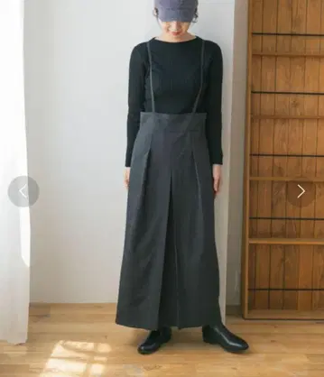 어반 리서치 도어스 차콜 그레이 살로펫 하이웨스트