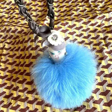 Demodee 인형 참 브로치