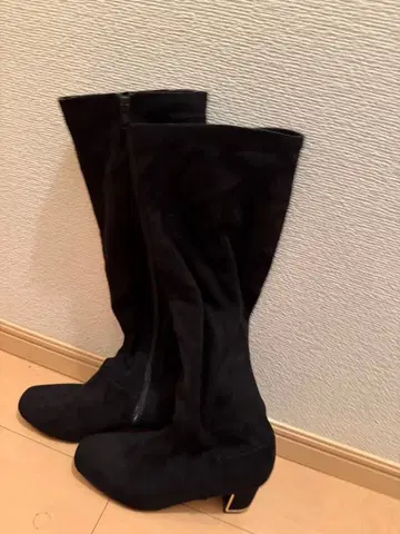블랙 스웨이드 롱 부츠