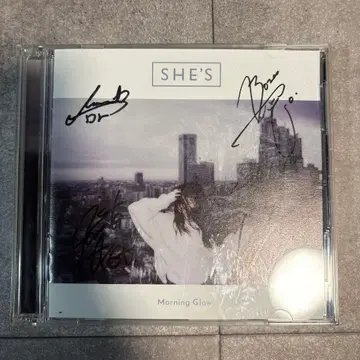 SHE'S 친필 사인 CD she's 밴딩