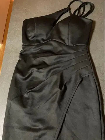 블랙 원 숄더 드레스 미사용 택 포함