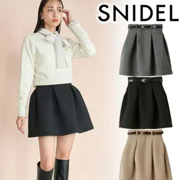 스나이델 벨티드 스트럭처 미니 스커트