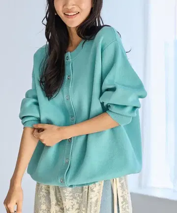 [ 라이트 블루 ] 택 포함 미사용품 맨투맨 라이크 니트 가디건