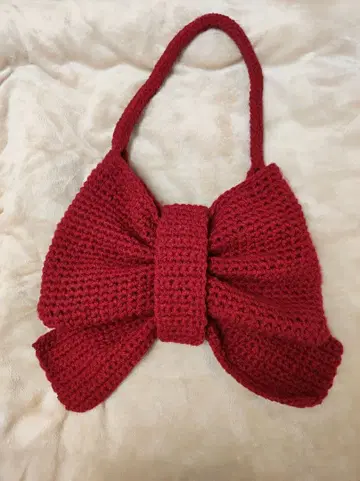 빨간색 리본 모양 니트 백