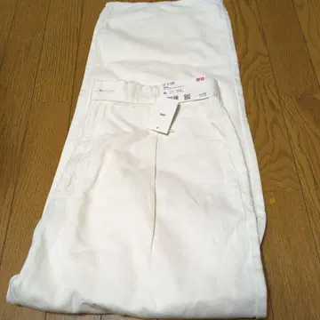 미사용 새상품 UNIQLO 여성용 데님 턱 팬츠 XL 내추럴