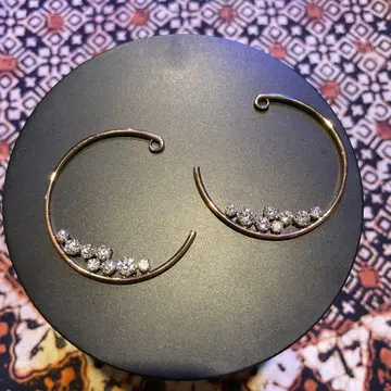 스와로브스키 귀걸이, 귀찌