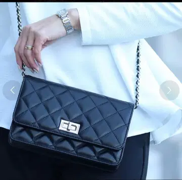 도쿄 백과 퀼팅 숄더백