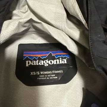 patagonia 블랙 판초 XS/S