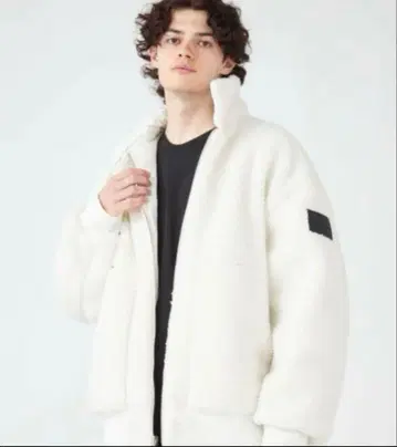 Calvin Klein Jeans 리버서블 쉘파 봄버 자켓