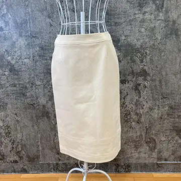 TO BE CHIC 투 비 시크 타이트 스커트 미디 기장 (40)