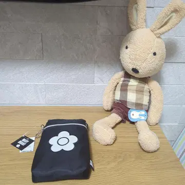 마리콴트 숄더 파우치