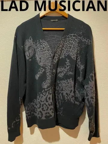 LAD MUSICIAN 레오파드 무늬 가디건
