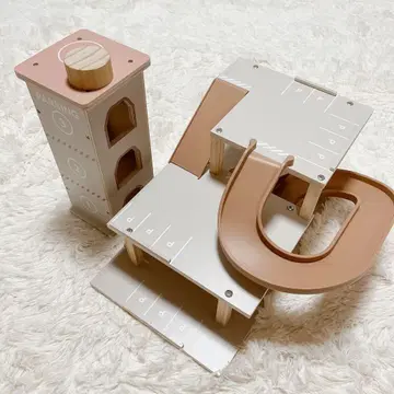 쓰리코인즈 입체 주차장 & 엘리베이터