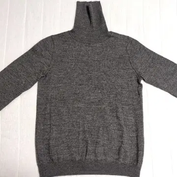 그레이 터틀넥 니트 스웨터 긴팔 울 혼방