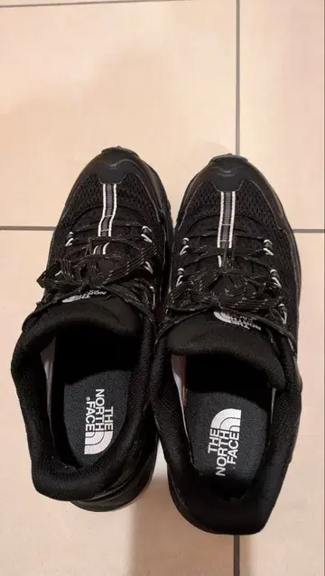THE NORTH FACE 액티브 신발 블랙