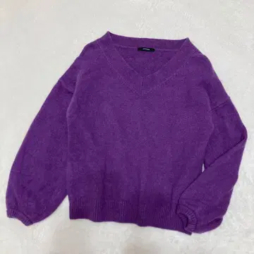 [ 새상품급 ] 저널 스탠다드 캐시미어 울 V넥 니트 짙은 퍼플