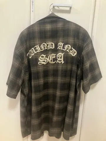 WIND AND SEA 체크 무늬 반팔 셔츠