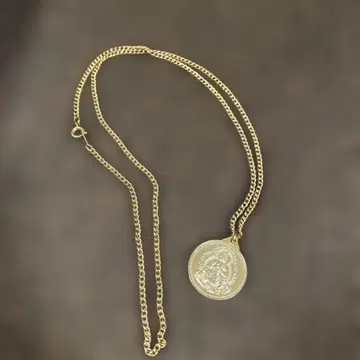 골드 메달형 목걸이