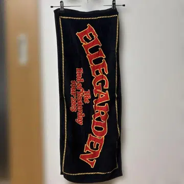 FLYING GARDEN 타월 블랙 빨간색 2023