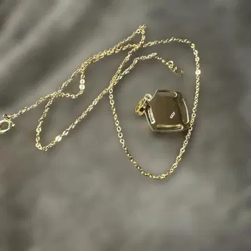 골드 육각형 펜던트 목걸이
