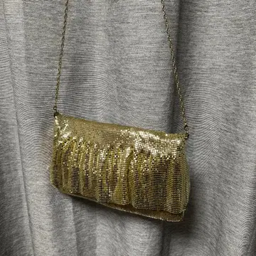 숄더백 골드 메탈 메쉬 alphabet's alphabet