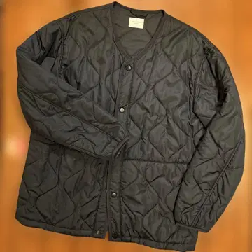 URBAN RESEARCH DOORS 퀼팅 자켓 블랙