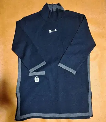 피코네 네이비 니트 튜닉 38 새상품급