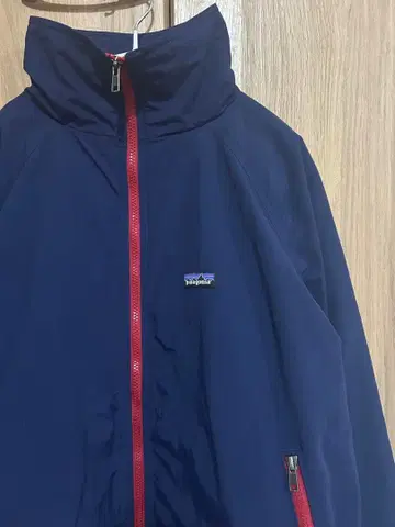 파타고니아 쉘드 신틸라 자켓 네이비