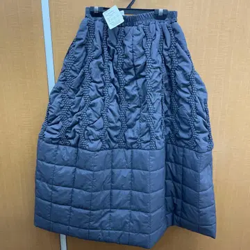 Deux Amour 볼륨 스커트 충전솜 스커트