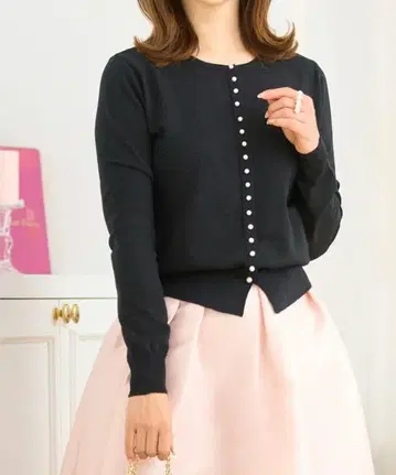 프리마셰레르 전후 2way 펄 장식 니트 블랙