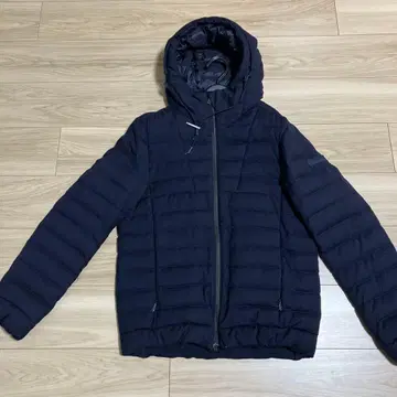 타트라스 다운 자켓