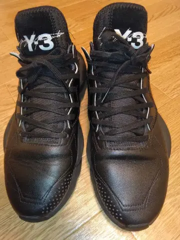 Y-3 블랙 스니커즈