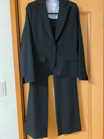 Azure 블랙스 싱글 버튼