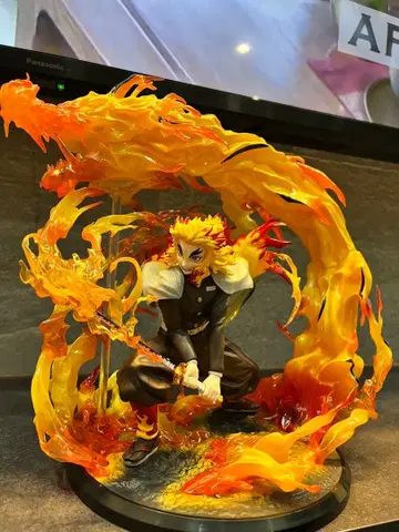 렌고쿠 쿄쥬로 피규어 불꽃 이펙트 포함