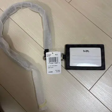 블랙 합성 피혁 패스 케이스