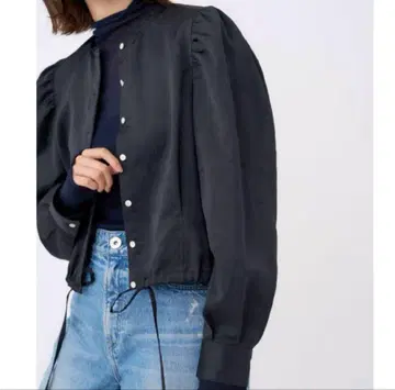 IENA 이에나 satin 디자인 숏 블라우스