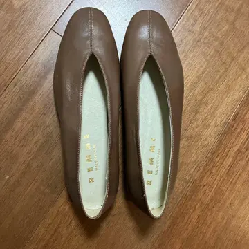 REMME 브라운 플랫슈즈