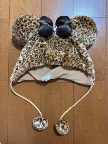 디즈니 레오파드 무늬 모자