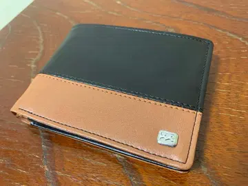 새상품 Billabong 접이식 지갑