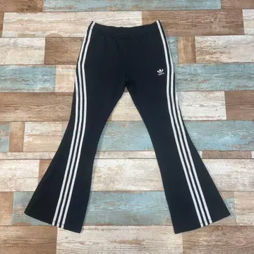 adidas 여성용 저리 플레어 팬츠 M 사이즈 블랙