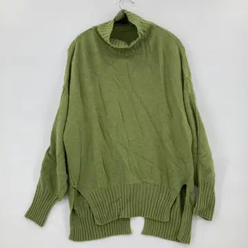 STUDIOUS 그린 터틀넥 니트