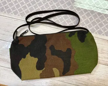 새상품 엘베 샤펠리에 Herve Chapelier 숄더백