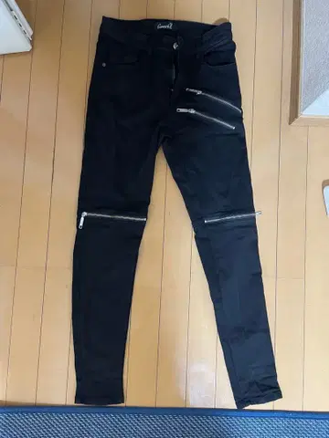 CavariA 스키니 팬츠 블랙