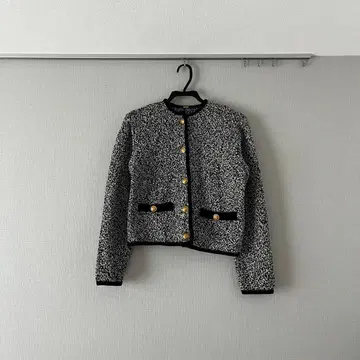 인기 금장 버튼 숏 기장 니트 가디건