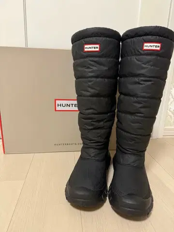 새상품급 HUNTER 헌터 블랙 롱 부츠 스노우 부츠 작년 구매