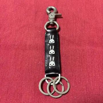 CUNE 가죽 키링 토끼 모티브